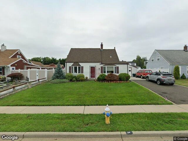 House image located at Levittown, NY 11756