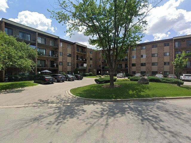 House image located at Mount Prospect, IL 60056