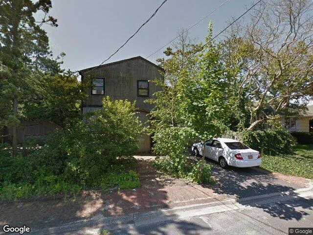 House image located at Lindenhurst, NY 11757