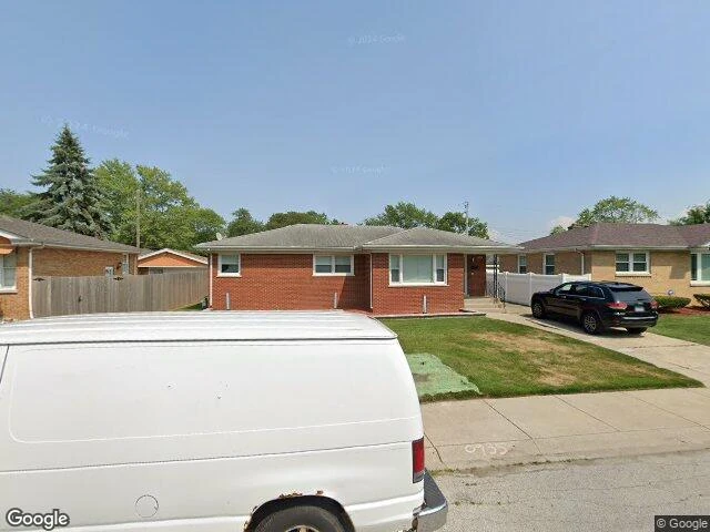 House image located at South Holland, IL 60473