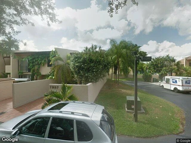 House image located at Miami, FL 33173