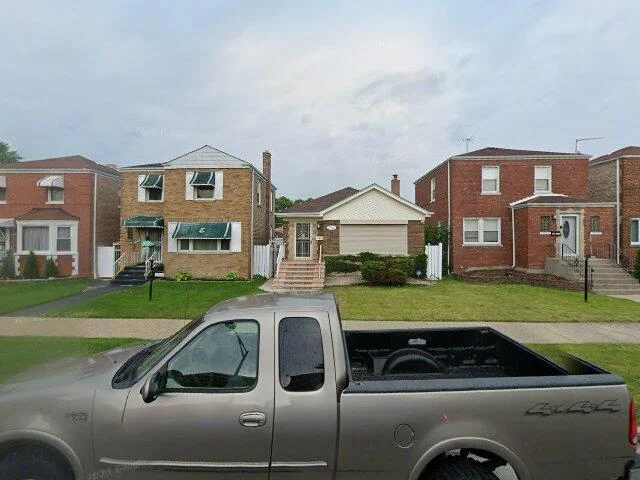 House image located at Chicago, IL 60628