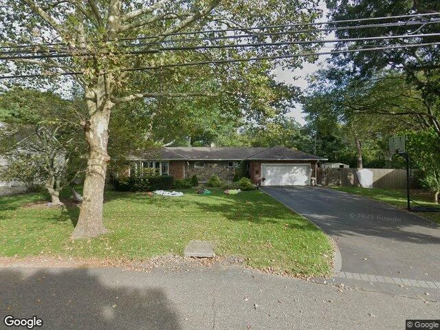 House image located at West Islip, NY 11795