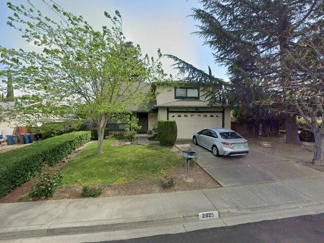 House image located at Pittsburg, CA 94565