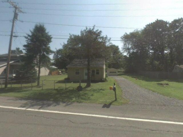 House image located at East Syracuse, NY 13057