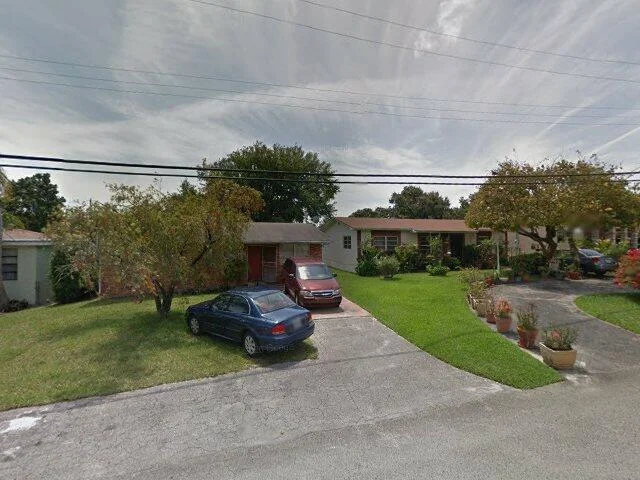House image located at Miami, FL 33161