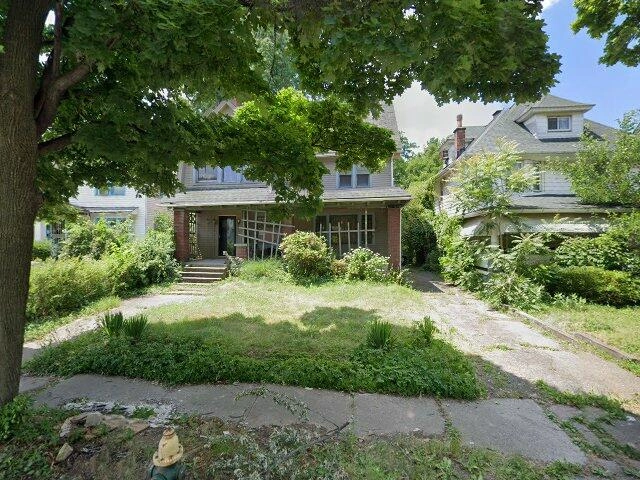 House image located at Cleveland, OH 44112