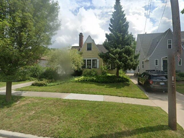 House image located at Bay City, MI 48706