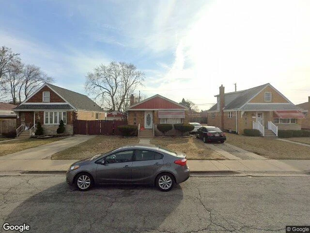 House image located at Chicago, IL 60652