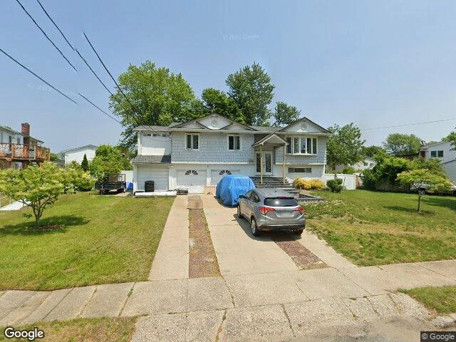 House image located at Bay Shore, NY 11706