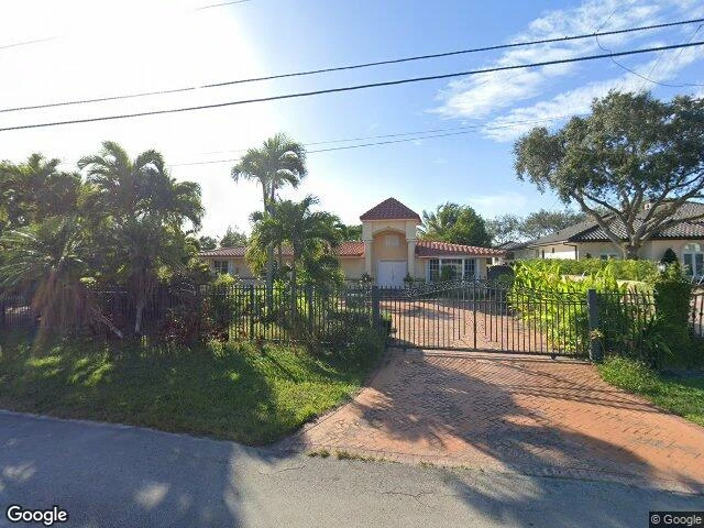 House image located at Miami, FL 33175