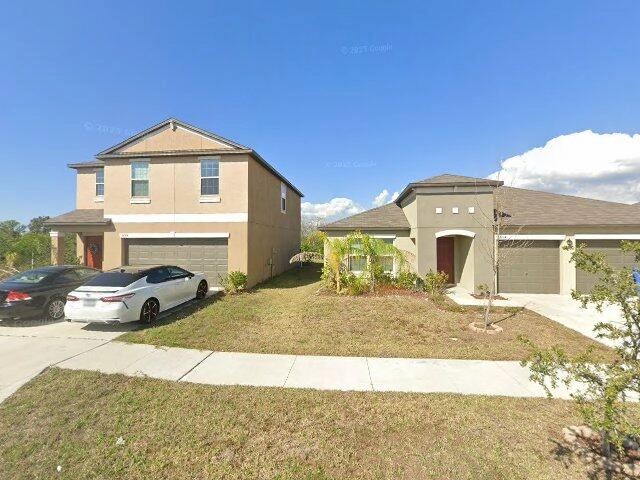 House image located at Wimauma, FL 33598