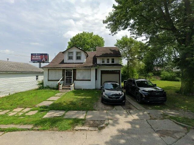 House image located at South Bend, IN 46613
