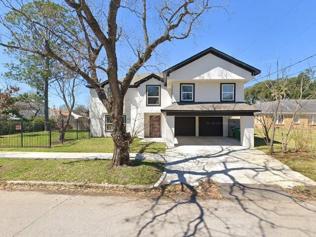 House image located at Houston, TX 77021