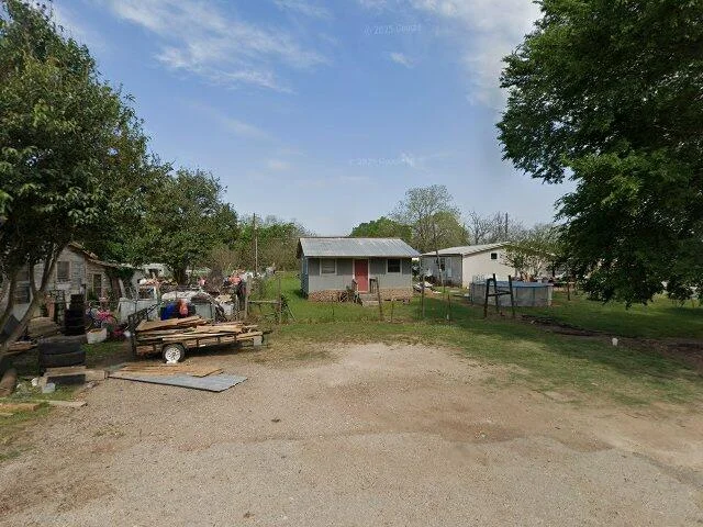 House image located at Smithville, TX 78957