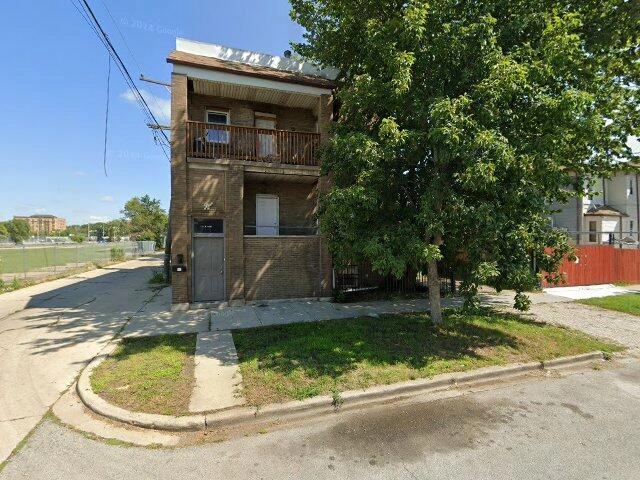 House image located at Chicago, IL 60621