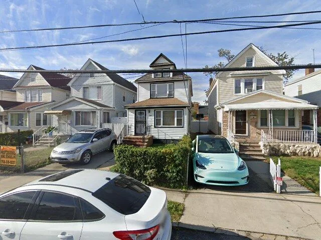 House image located at Saint Albans, NY 11412