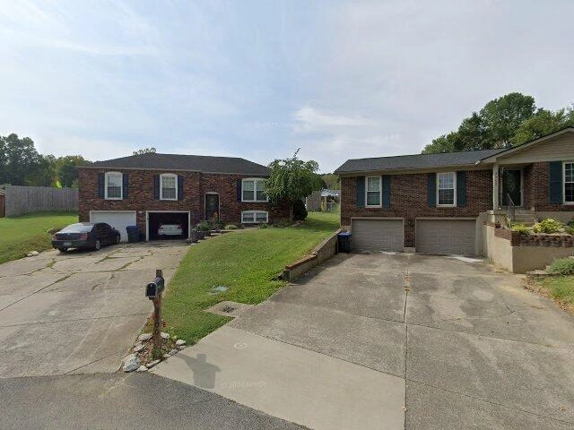 House image located at Louisville, KY 40214