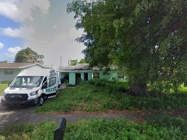 House image located at Hollywood, FL 33023