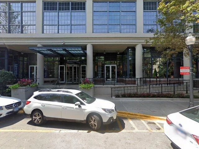 House image located at Chicago, IL 60610