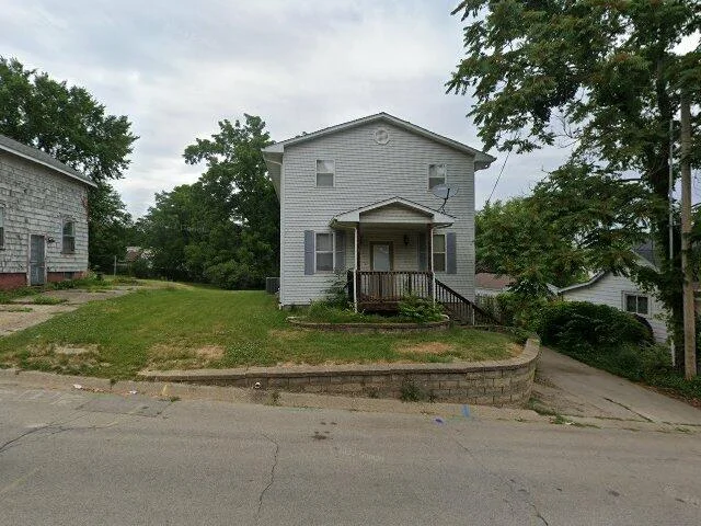 House image located at Peoria, IL 61607