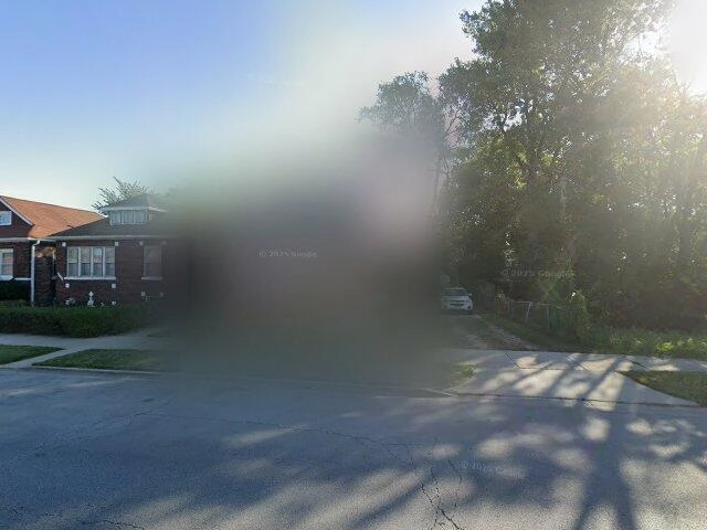 House image located at Chicago, IL 60617