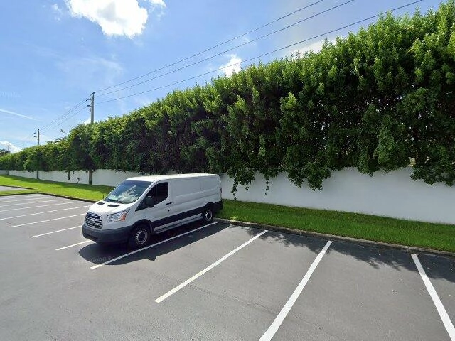 House image located at Miami, FL 33158