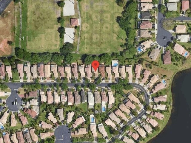 House image located at Hollywood, FL 33027