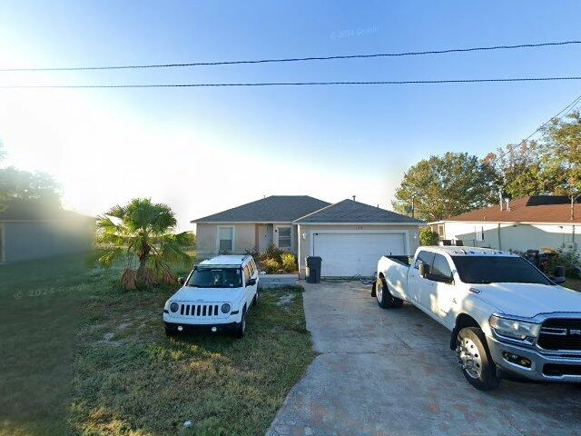 House image located at Eagle Lake, FL 33839