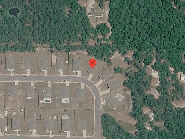 House image located at Crestview, FL 32539