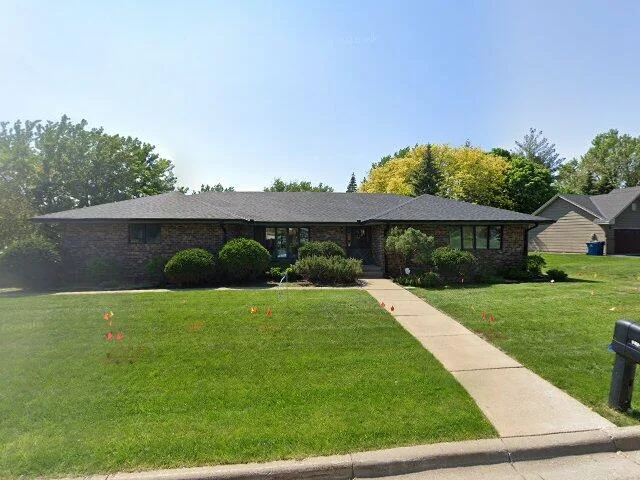 House image located at Saint Paul, MN 55118