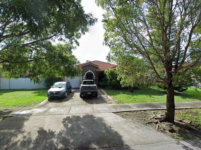 House image located at Miami, FL 33187