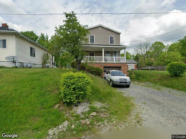 House image located at Oakdale, PA 15071