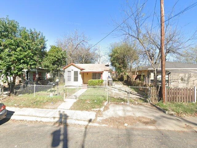 House image located at San Antonio, TX 78207