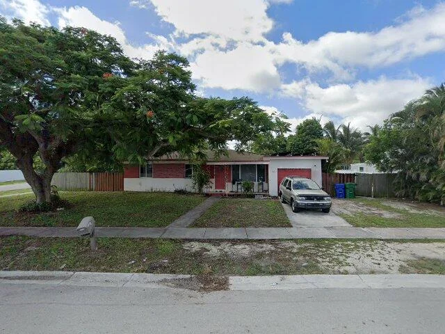 House image located at Hollywood, FL 33023