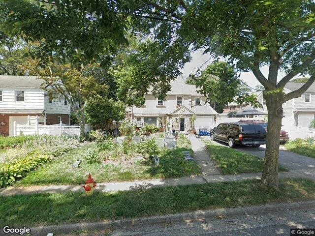 House image located at Freeport, NY 11520