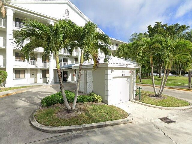 House image located at West Palm Beach, FL 33409