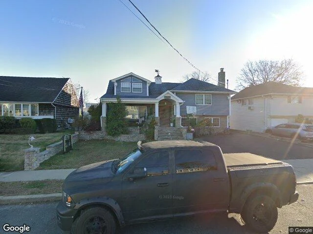 House image located at Oceanside, NY 11572