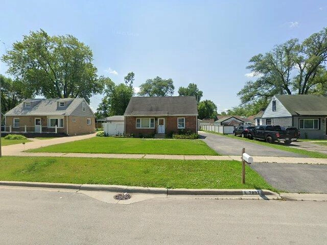 House image located at Bridgeview, IL 60455