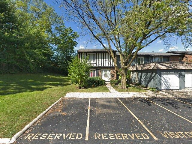 House image located at Elgin, IL 60123