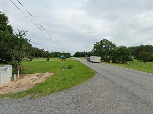 House image located at Milton, FL 32571