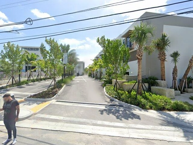 House image located at Miami, FL 33181