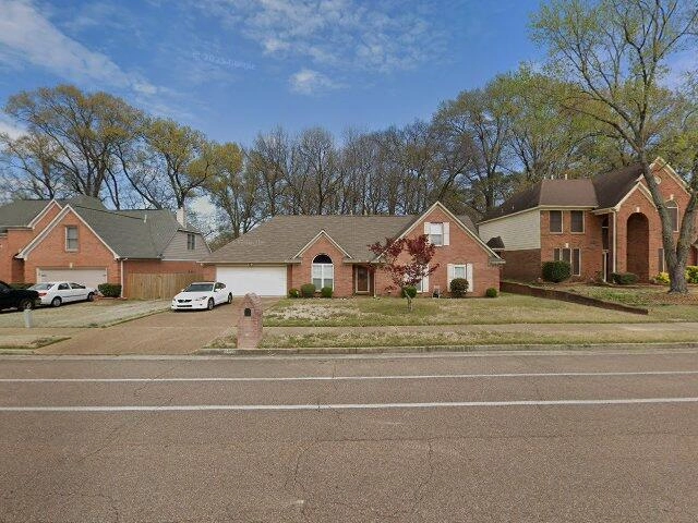 House image located at Memphis, TN 38125