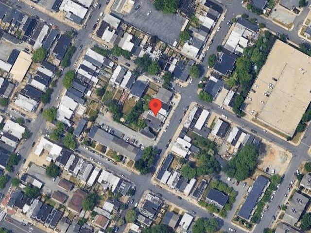 House image located at Wilmington, DE 19805