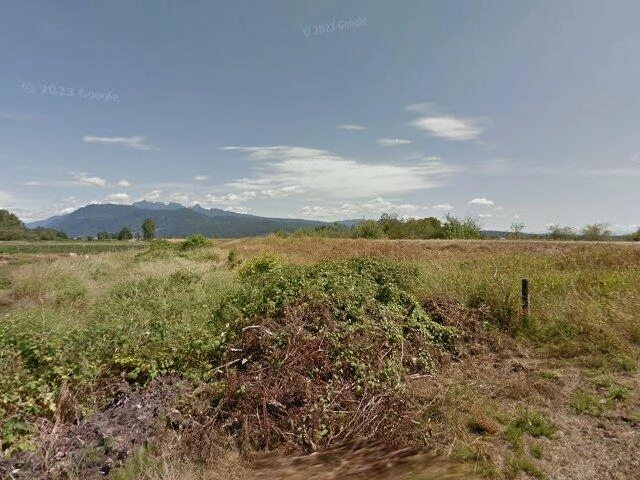 House image located at Mason City, IA 50401