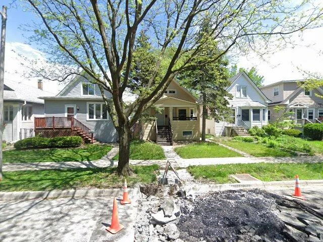 House image located at Oak Park, IL 60304