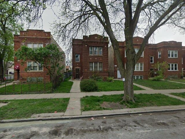 House image located at Chicago, IL 60639