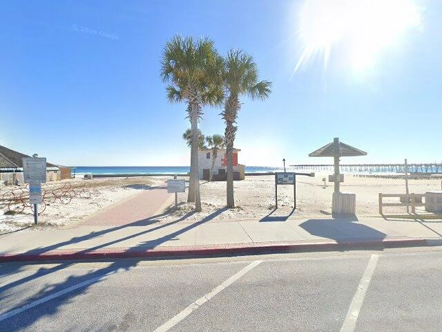 House image located at Gulf Breeze, FL 32561