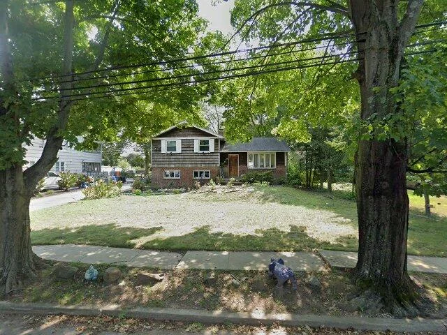 House image located at Trenton, NJ 08619