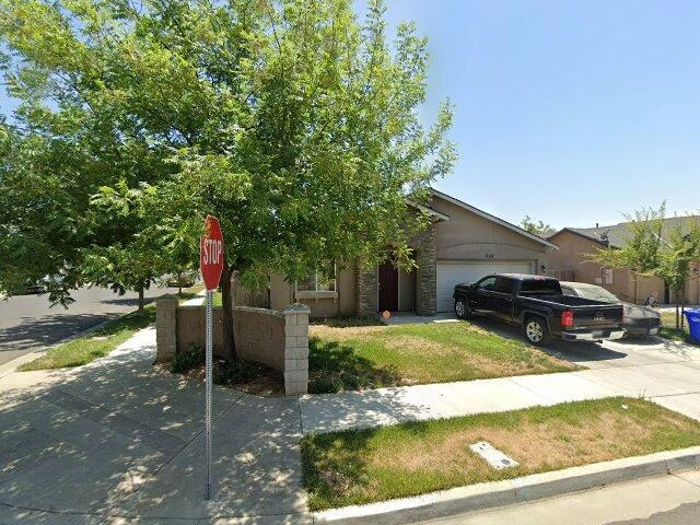 House image located at Lindsay, CA 93247